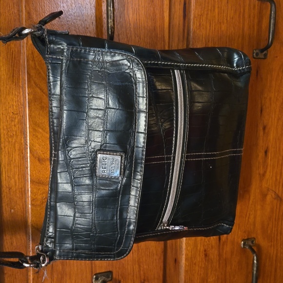 Relic by Fossil Black Croc Embossed Vegan Crossbody  Purse - Picture 2 of 8